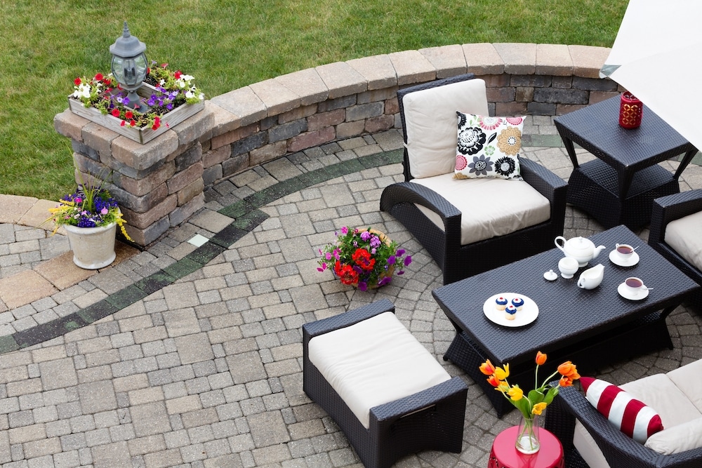Outdoor Kitchen Brick Pavers